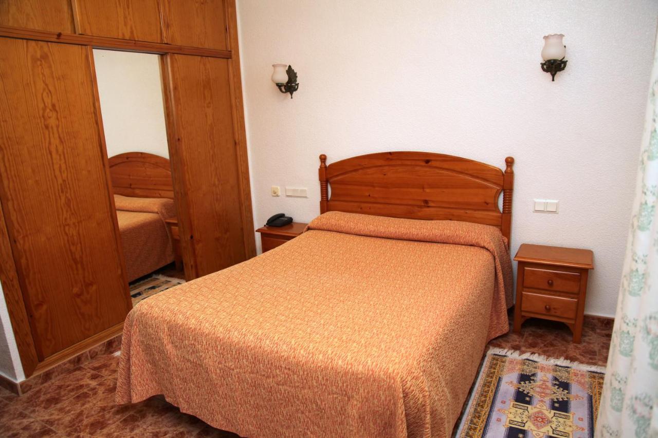 Hotel Los Arcos El Alquián 외부 사진