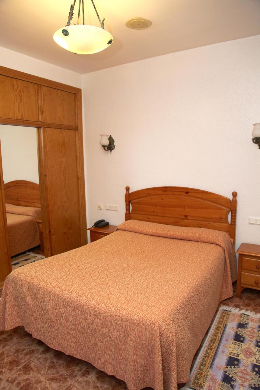 Hotel Los Arcos El Alquián 외부 사진